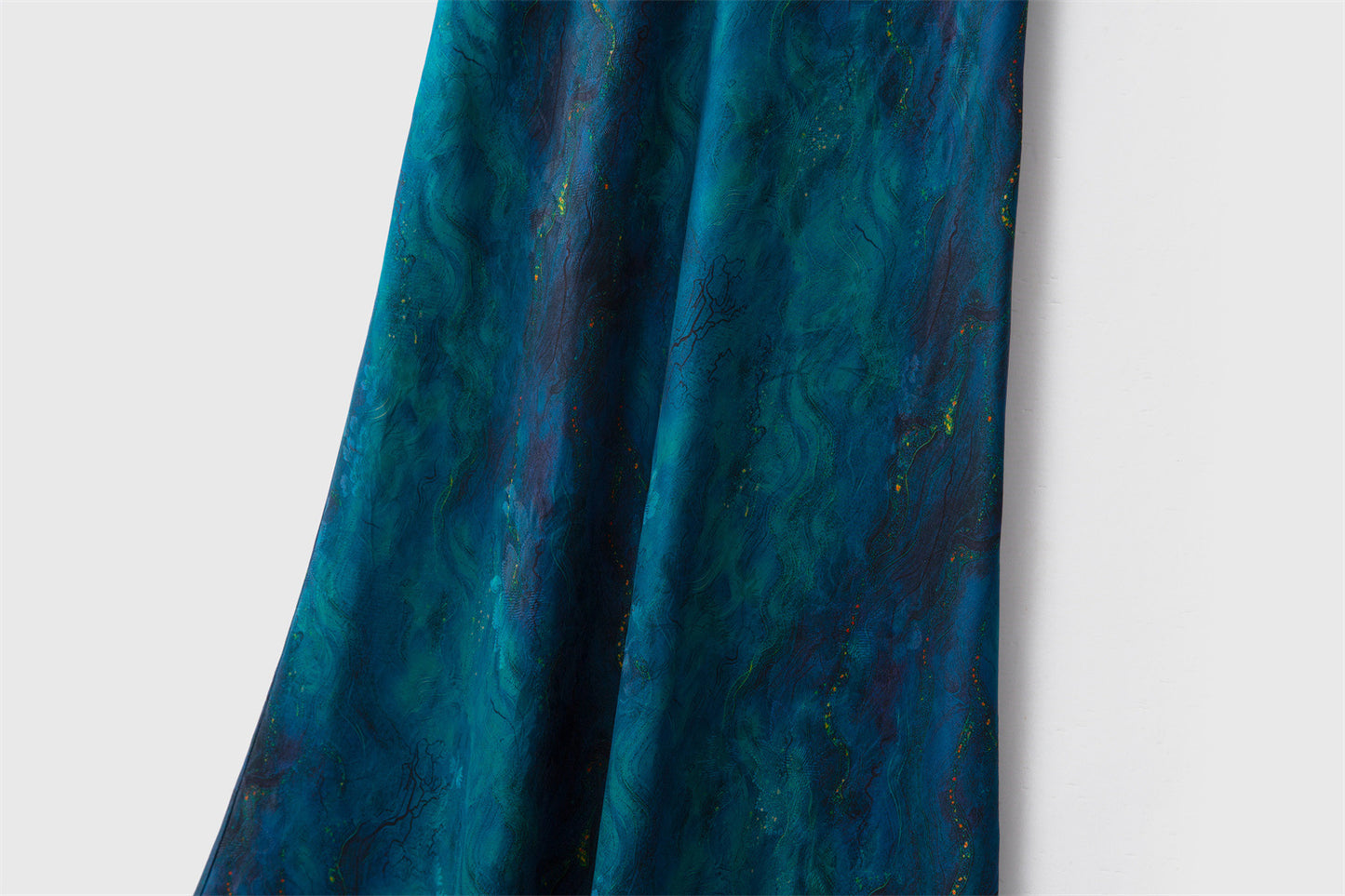 Silk flower Luo Xiangyun yarn skirt female deep sea blue fishtail skirt slim 100 mulberry silk dress skirt