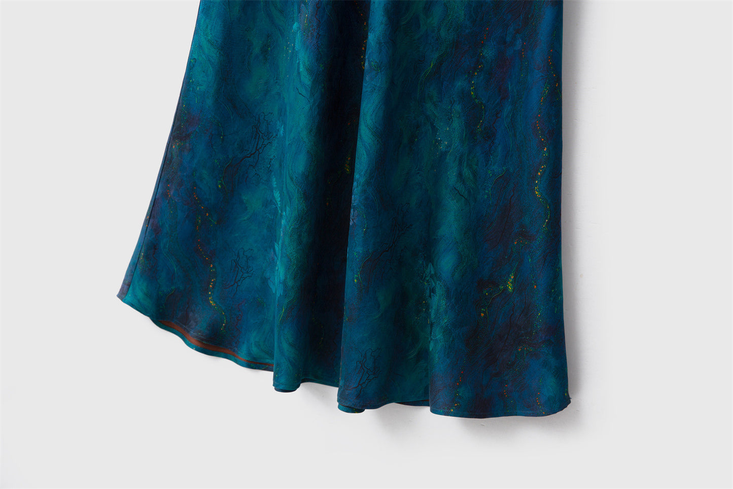 Silk flower Luo Xiangyun yarn skirt female deep sea blue fishtail skirt slim 100 mulberry silk dress skirt