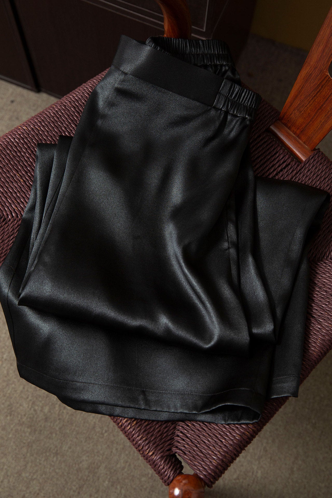 Silk Xiangyunsha leather glossy old material silk wide-leg pants