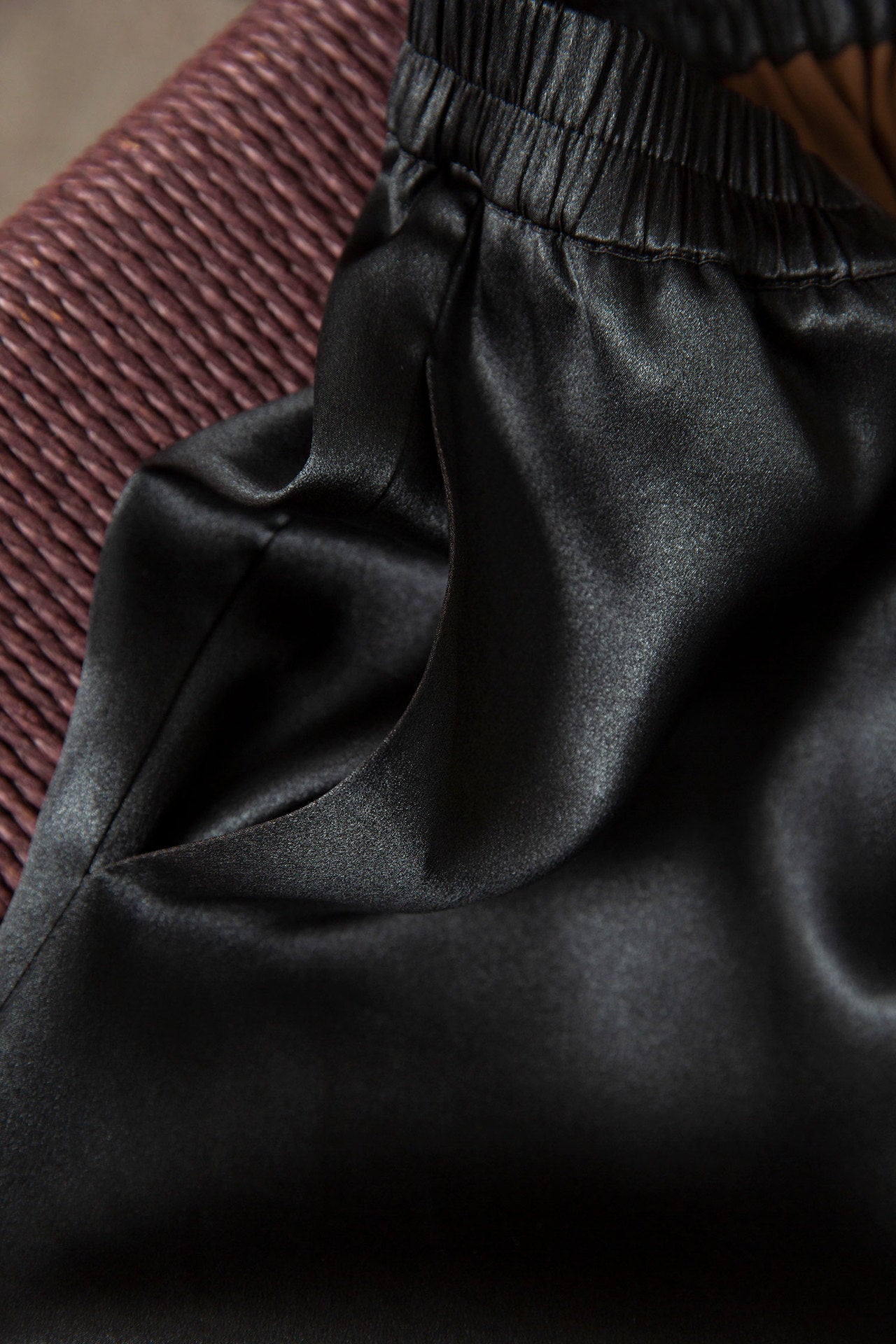 Silk Xiangyunsha leather glossy old material silk wide-leg pants