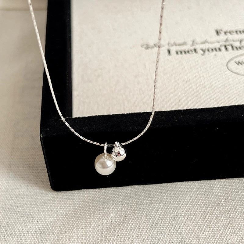 Simple and versatile temperament gentle niche necklace clavicle chain