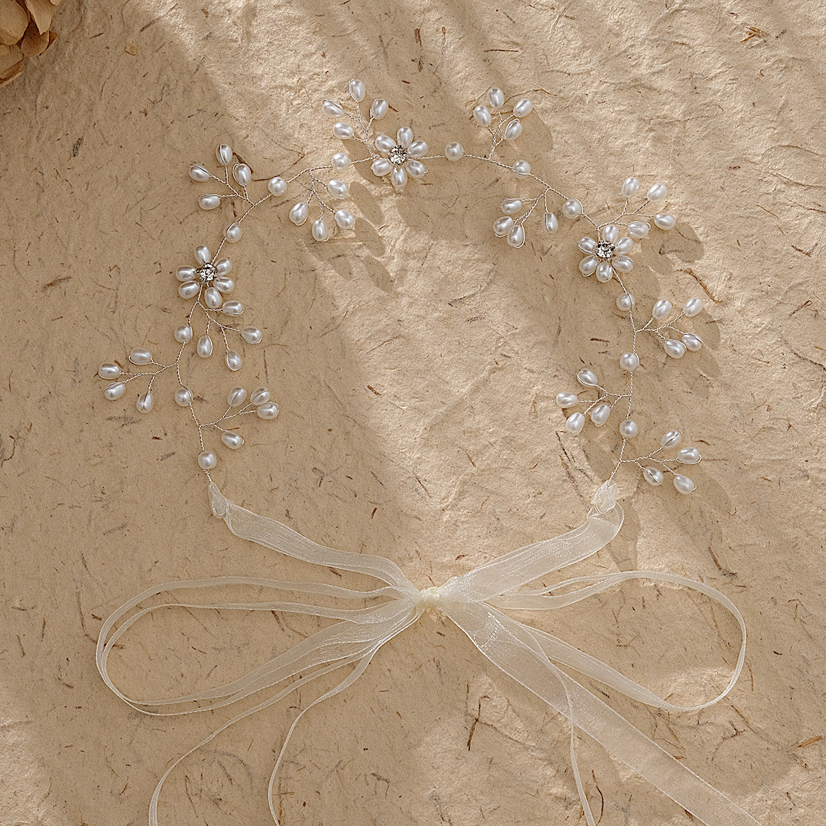 Simple and versatile wedding headband