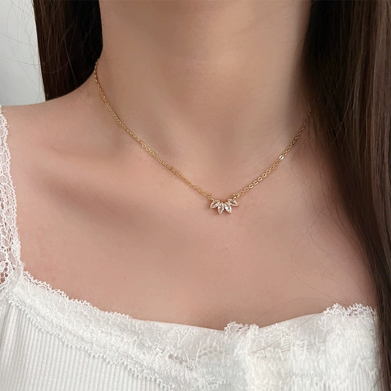 Retro fashion simple temperament necklace clavicle chain necklace for women