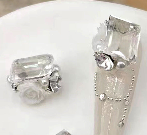 Rock sugar crystal pile diamond nail accessories