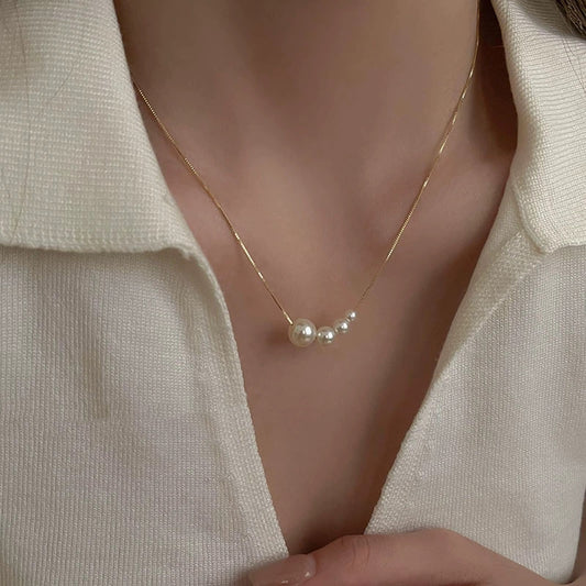 Pearl necklace high-end design niche clavicle chain