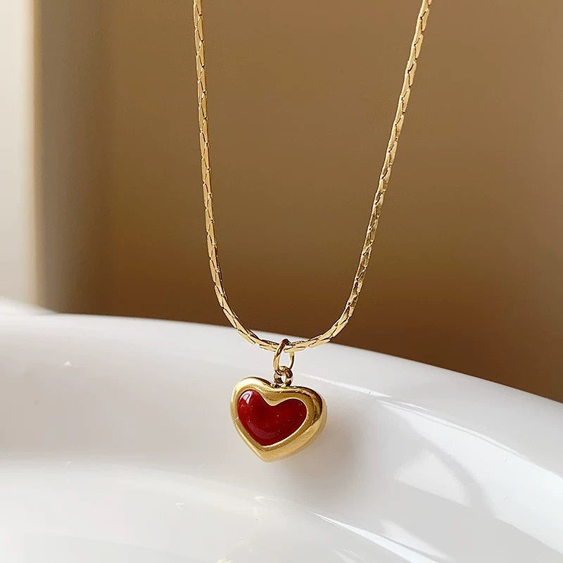 Autumn and winter atmosphere with a little red heart color red love pendant necklace