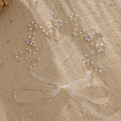 Simple and versatile wedding headband