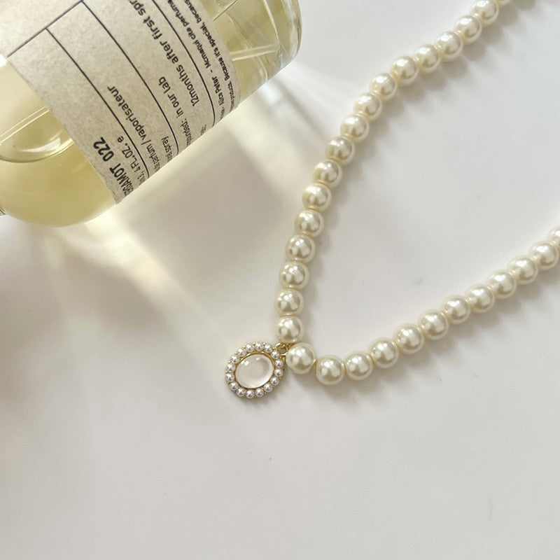 French Retro Cat's Eye Pearl Necklace